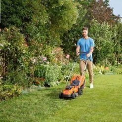 Black & Decker BLACK+DECKER BCMW3318N-XJ Grasmaaier - 18V - 33cm - Excl. Accu & Lader -Gardena Winkel 1200x1200 317