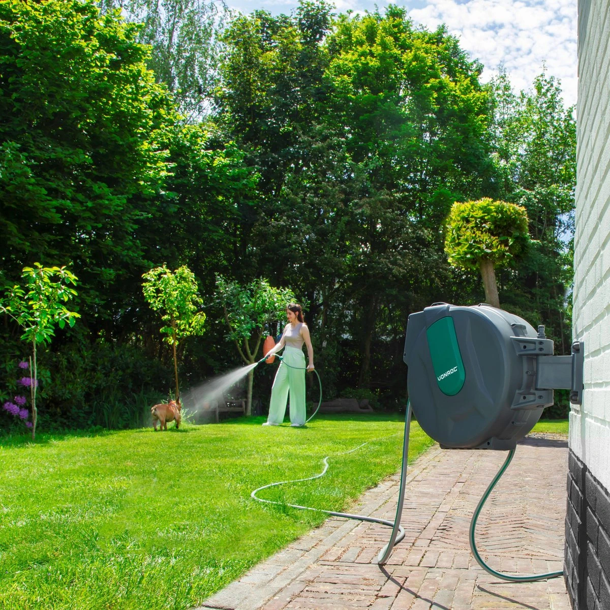 VONROC Automatische Slanghaspel – Incl. 25m Tuinslang, Aansluitslang, Spuitstuk, Koppelingen & Kraanaansluiting 7 VONROC Automatische Slanghaspel – Incl. 25m Tuinslang, Aansluitslang, Spuitstuk, Koppelingen & Kraanaansluiting - Afbeelding 7