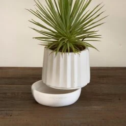 Riviera Maison Plantenbak Rond, Bloempot Met Ribbel - RM Let It Grow Planter - Wit - Porselein - Maat S -Gardena Winkel 1200x1200 558