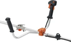 TIMBERPRO - Bosmaaier 2-in-1 - Benzine - Draad En Mes - 52 Cm³ - 3,0 PK. -Gardena Winkel 1200x713 1