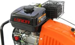 Kibani Grondfrees Benzine - 196cc - 46CM Breedte - 6.5PK - Loncin Motor - Tuinfrees - Tuinfrees Benzine - Bodemfrees - Tuinploeg - Grondfreesmachine 12 Kibani Grondfrees Benzine - 196cc - 46CM Breedte - 6.5PK - Loncin Motor - Tuinfrees - Tuinfrees Benzine - Bodemfrees - Tuinploeg - Grondfreesmachine -Gardena Winkel 1200x713 2