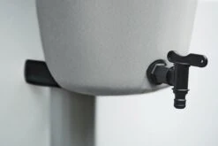 Elho Green Basics Rain Catcher 33 - Regenton Voor Balkonbuiten - Ø 33.5 X H 73.5 Cm - Grijs/Living Concrete -Gardena Winkel 1200x800 122