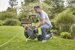 GARDENA - AquaRoll L CleverRoll L Easy Set Slangenwagen - Maximaal 50 Meter - Verstelbare Handgreep 15 GARDENA - AquaRoll L CleverRoll L Easy Set Slangenwagen - Maximaal 50 Meter - Verstelbare Handgreep -Gardena Winkel 1200x800 139