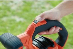 Black & Decker BLACK+DECKER BEBLV300SB-QS Bladblazer - 404 Km/u - 3000W - Zuig-/blaasfunctie - Gesnoerd -Gardena Winkel 1200x808 1