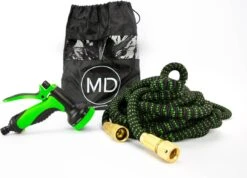 MD-Goods ® Super Sterk Uitrekbare Tuinslang Tot 30 Meter + GRATIS Tas En Koppelstuk - Tuinsproeier - Tuin Besproeien - Waterslang - Sproeikop - Groen - Flexibel Elastisch -Gardena Winkel 1200x865
