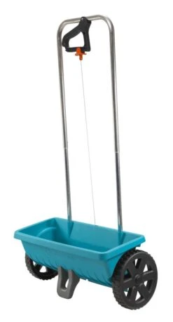 GARDENA - Strooiwagen L - Strooikar - 400m2 - 12.5 Liter -Gardena Winkel 646x1200