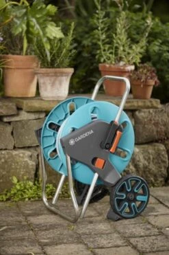 GARDENA - AquaRoll CleverRoll S Set Slangenwagen - Incl. 20 M Slang - Maximaal 40 M Opbergcapaciteit -Gardena Winkel 798x1200 1